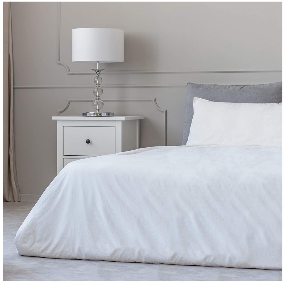 WHITE SOFT 1800 COUNT MICROFIBER SHEETS SET - Picture 8 of 8